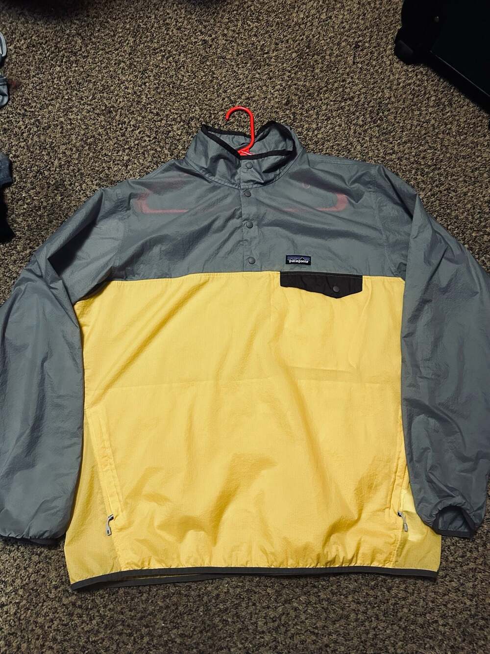 Patagonia Men's Houdini Snap-T Pullover Windbreaker Jacket Grey Yellow SP19